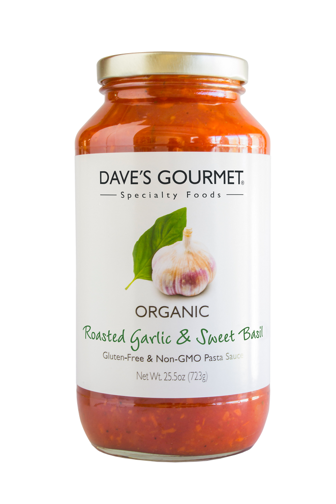 A jar of Dave's Gourmet Roasted Garlic and Sweet Basil Organic Pasta Sauce Net Weight 25.5 oz